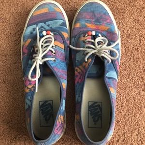 Aztec Print Vans 10